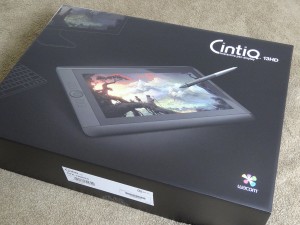 cintiq13HDの箱